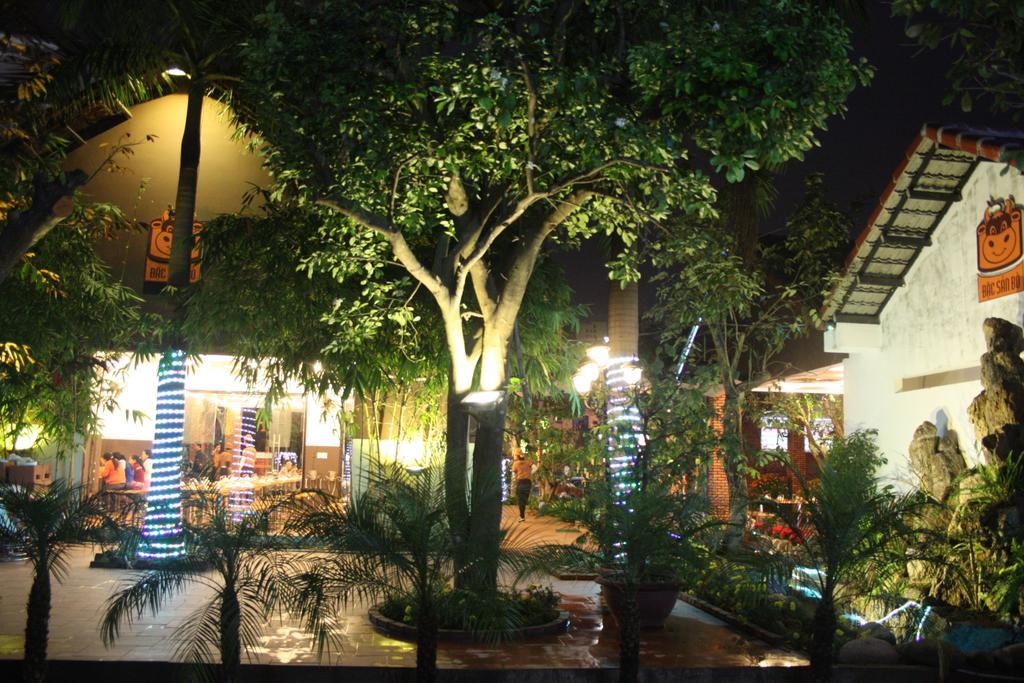 Ngoi Nha Xanh Hotel Da Nang Esterno foto