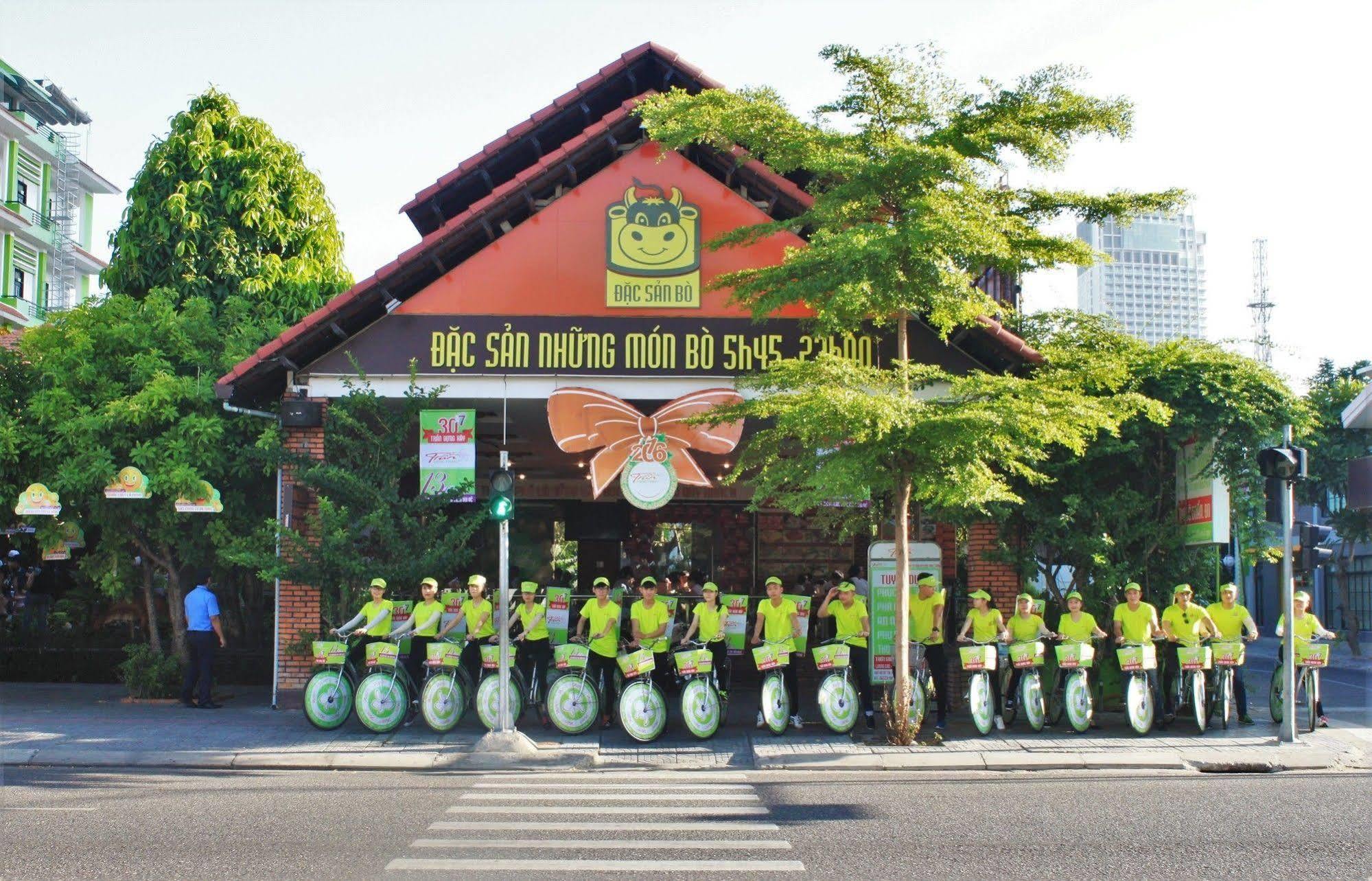 Ngoi Nha Xanh Hotel Da Nang Esterno foto