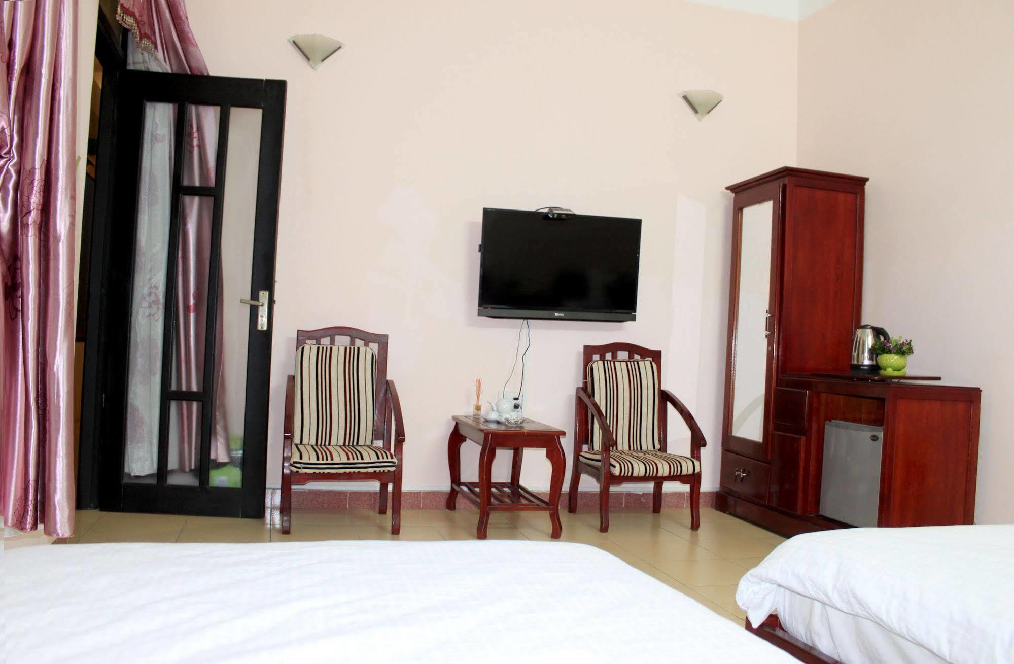 Ngoi Nha Xanh Hotel Da Nang Esterno foto