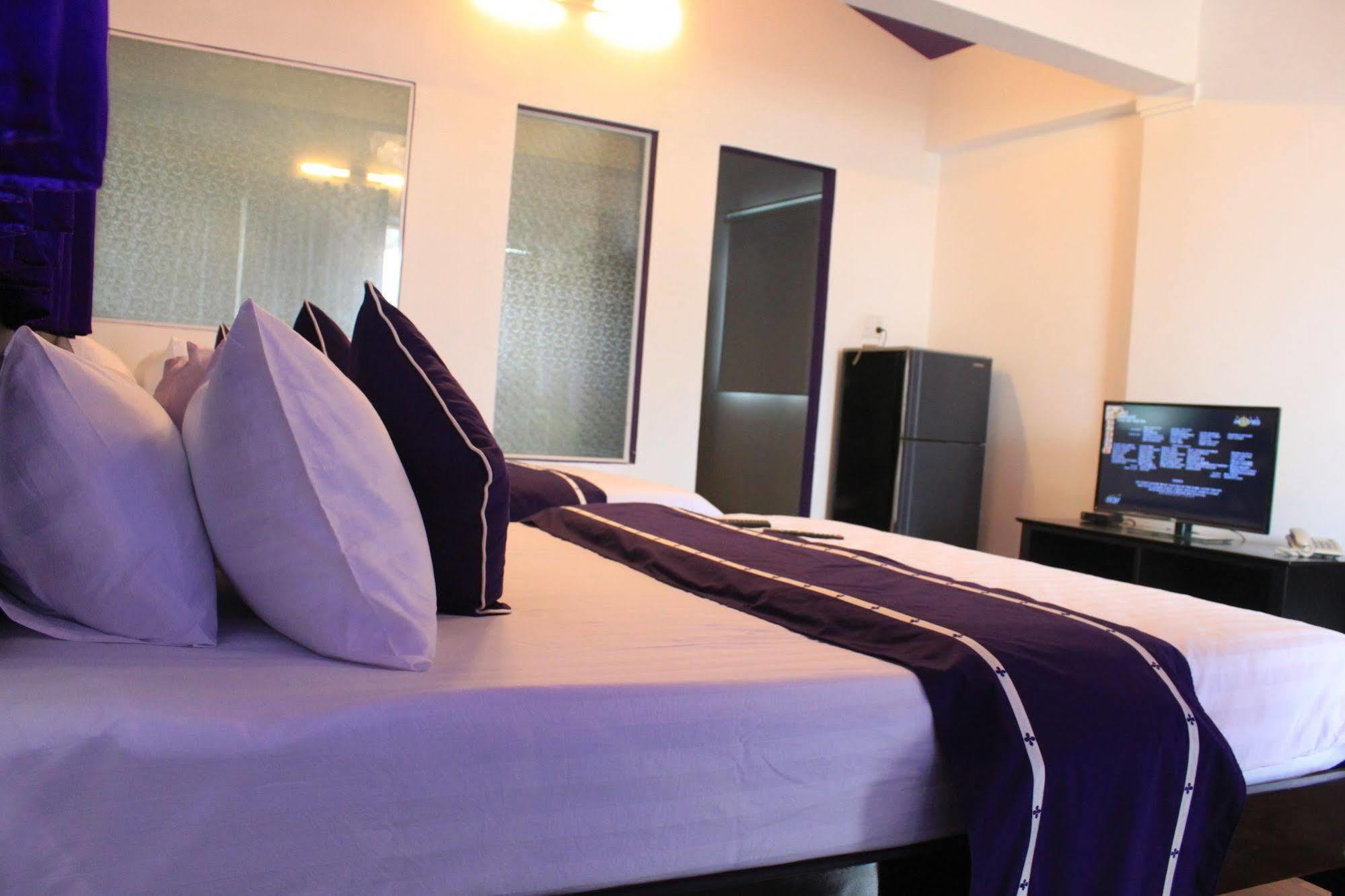 Ngoi Nha Xanh Hotel Da Nang Esterno foto